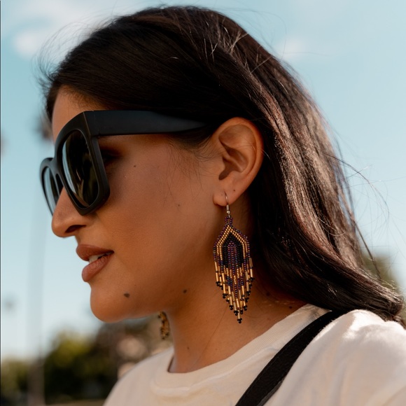 Huichol Party Fringe Earrings - Picture 4 of 6